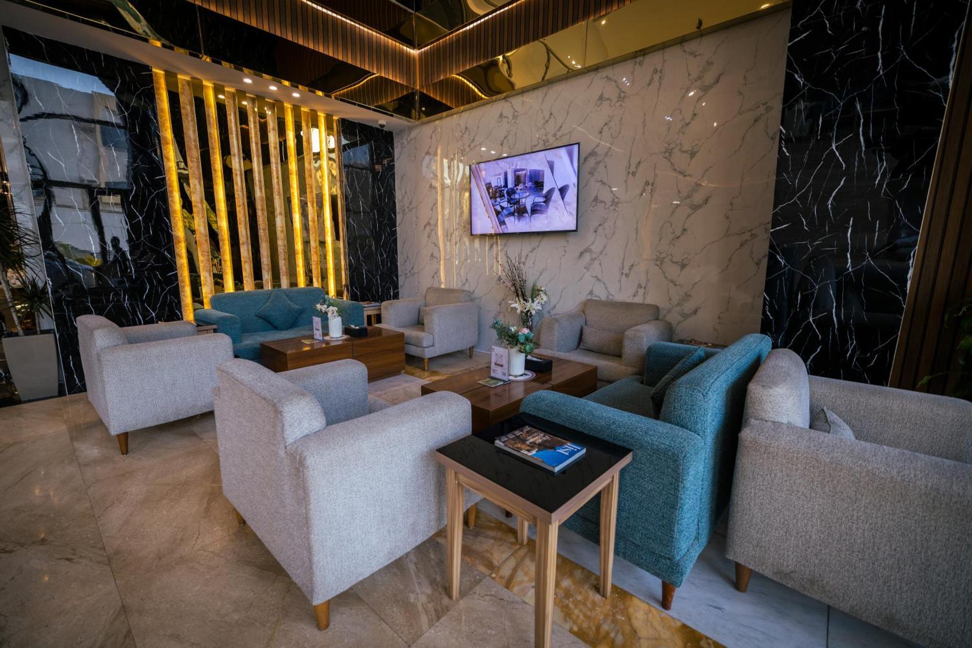 Hotel Mirnian 4*