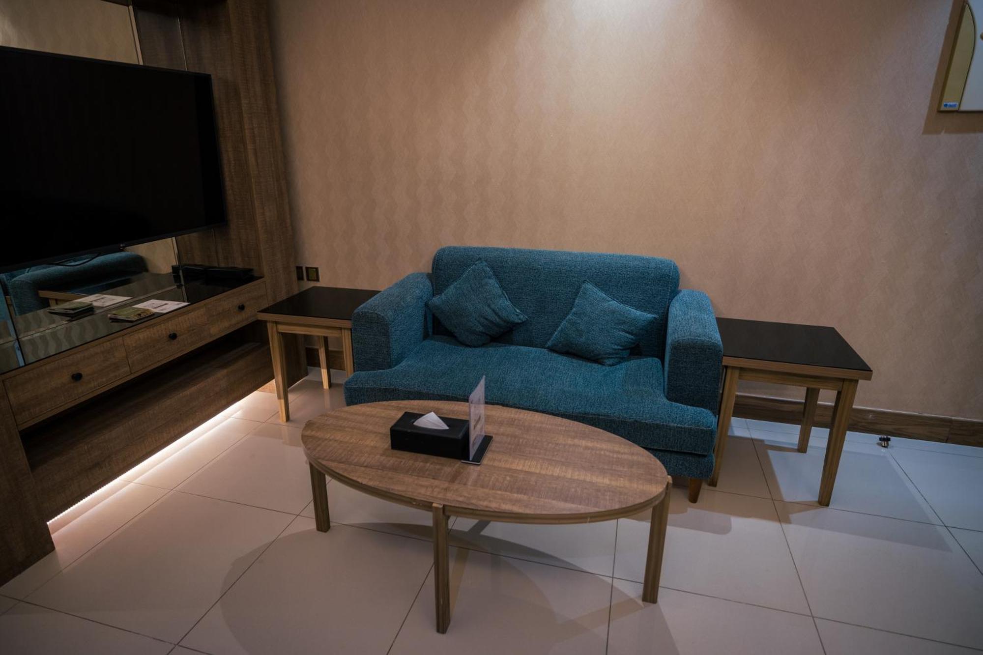 Hotel Mirnian